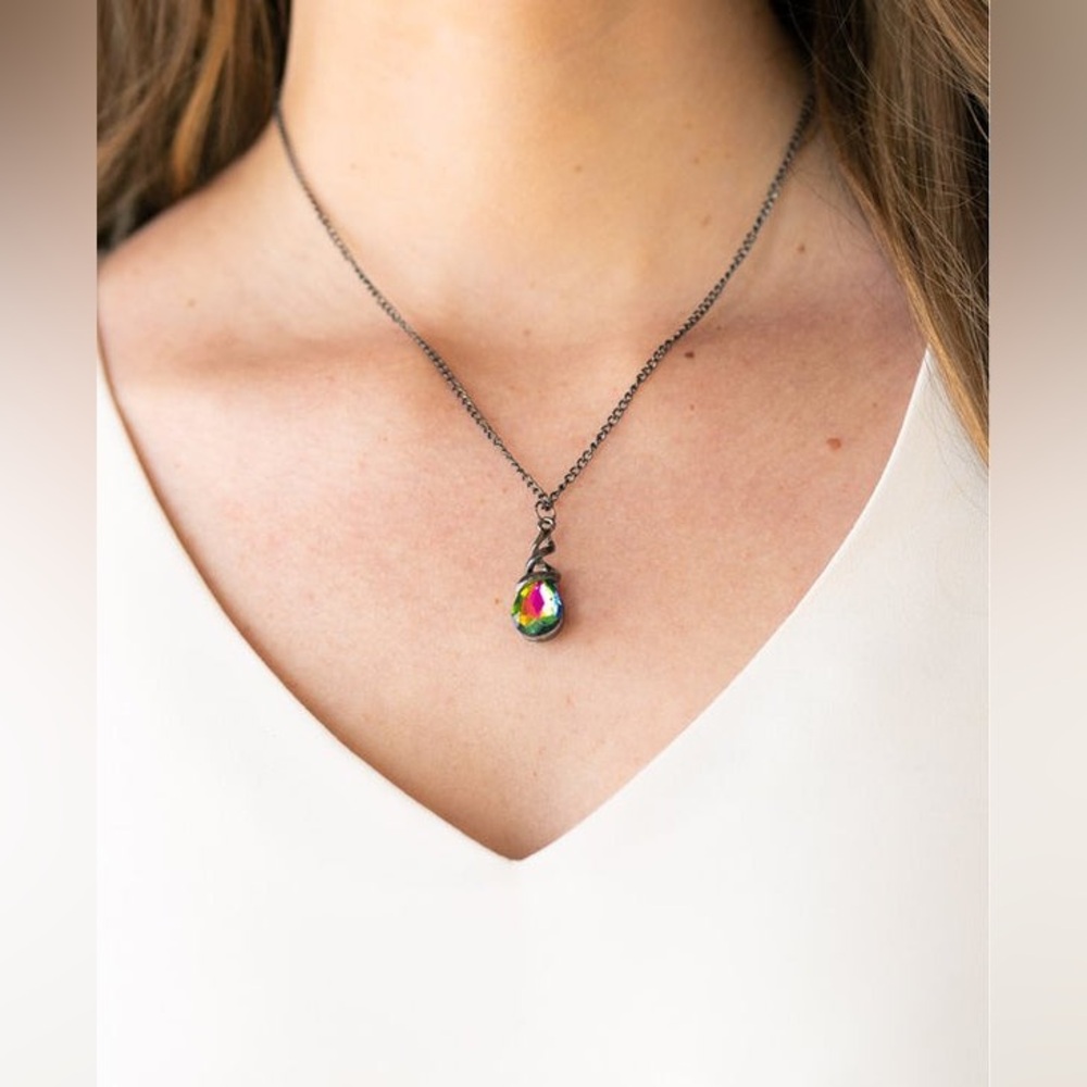 Timeless Trinket - Teardrop Pendant Necklace & Earrings Set